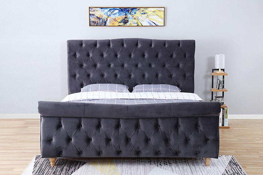 1304 Met fluwelen stof gestoffeerd bed met houten frame