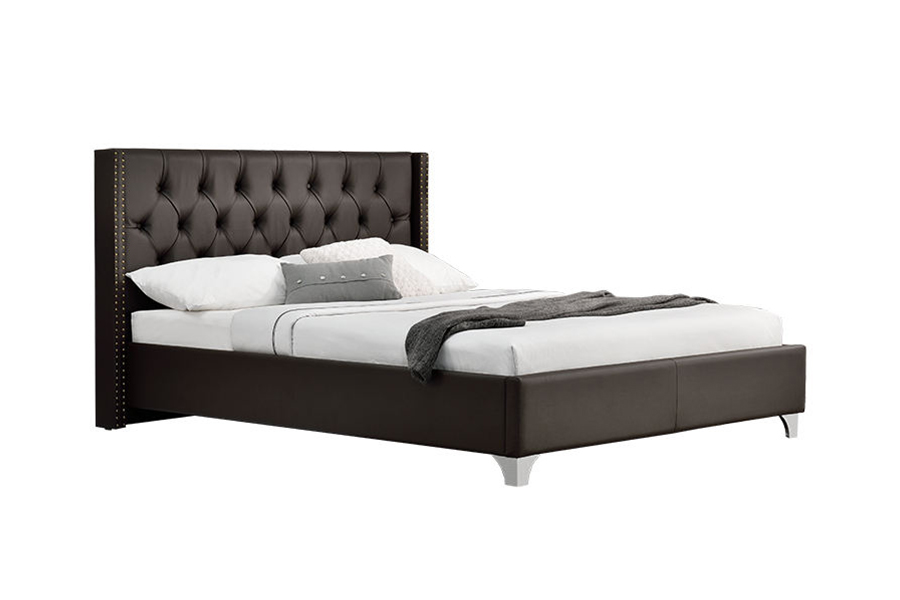1210 Wing Design klassiek gestoffeerd bed met studs