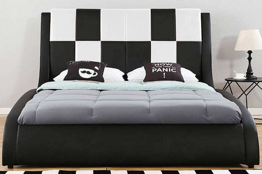 1443 Dubbel kingsize, met PU-synthetisch leer gestoffeerd bed