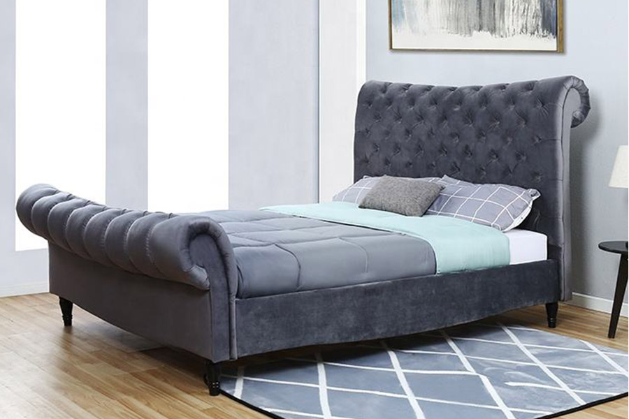 1393 Luxe sleebed met hoog hoofdeinde, gestoffeerd bed