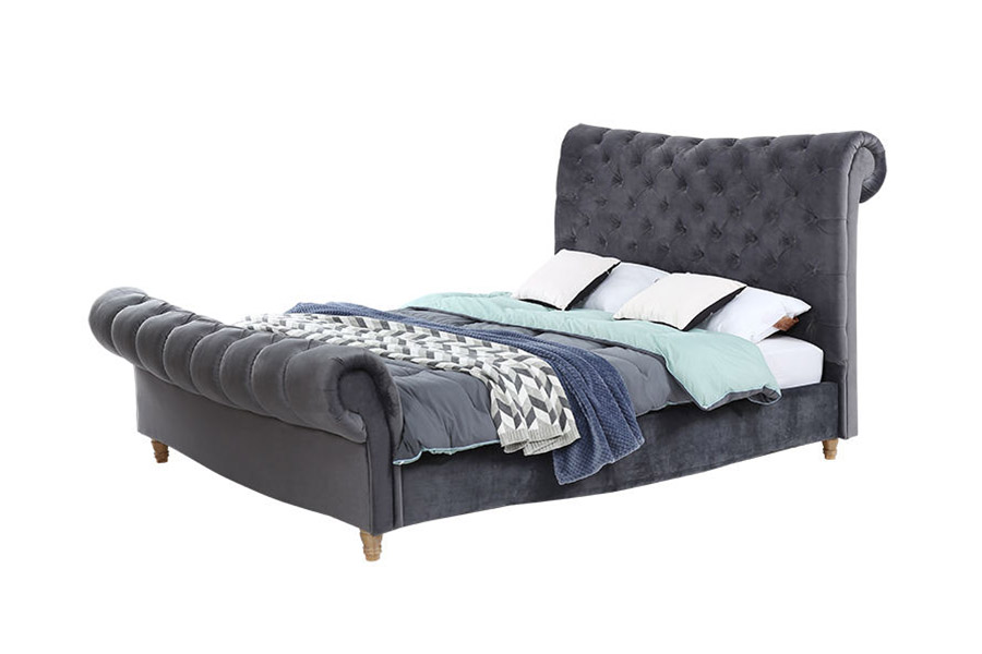 1393 Luxe sleebed met hoog hoofdeinde, gestoffeerd bed