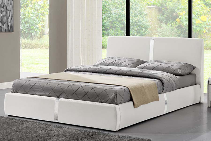 1859 Massief houten frame, zacht leer gestoffeerd bed