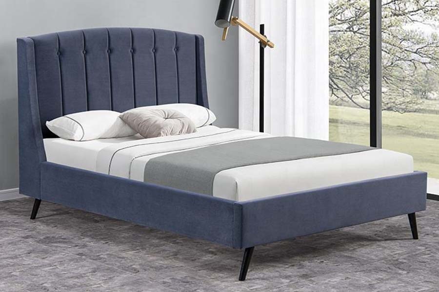 1663 Tweepersoons getuft fluweelhouten bed Gestoffeerd bed