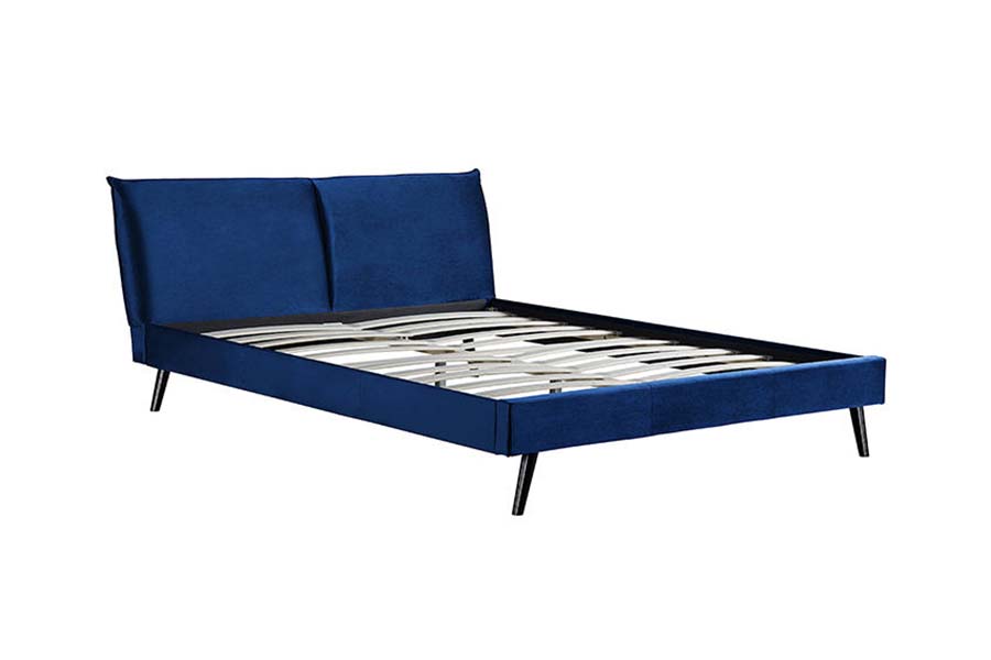 1494 Queensbed met houten poten, blauw, zacht gestoffeerd bed met hoofdeinde
