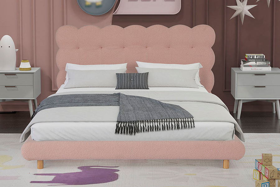 4134 Gestoffeerd bed met sherpawol en getuft Frans design