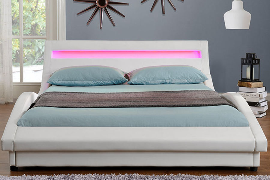1111-1 PU-leer LED-gestoffeerd bedframe in Europese stijl