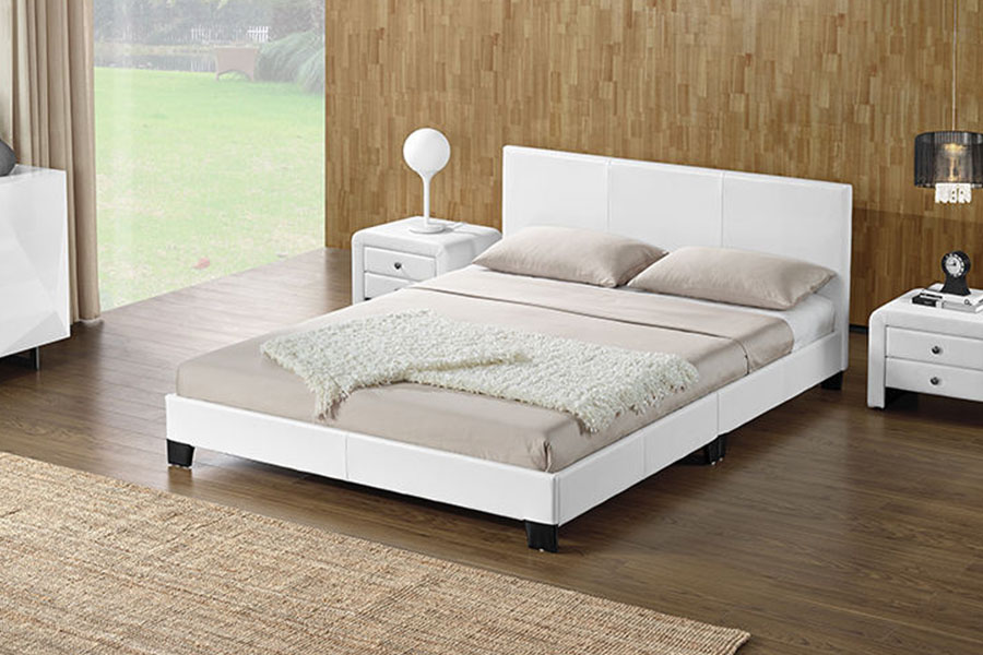 1142-2 Houten queensize bedframe in Amerikaanse stijl