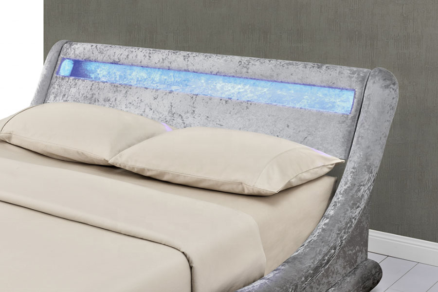 Gemalen fluweel LED-bedframe met gaslift en opbergruimte