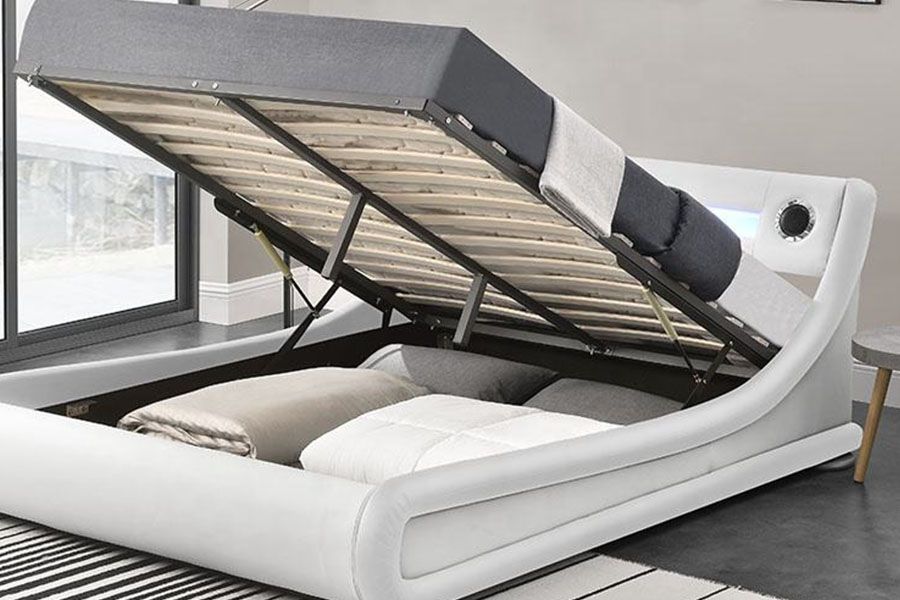 1324-1GS Prachtige LED-luidspreker, lederen gasveer, gestoffeerd bedframe met opbergruimte