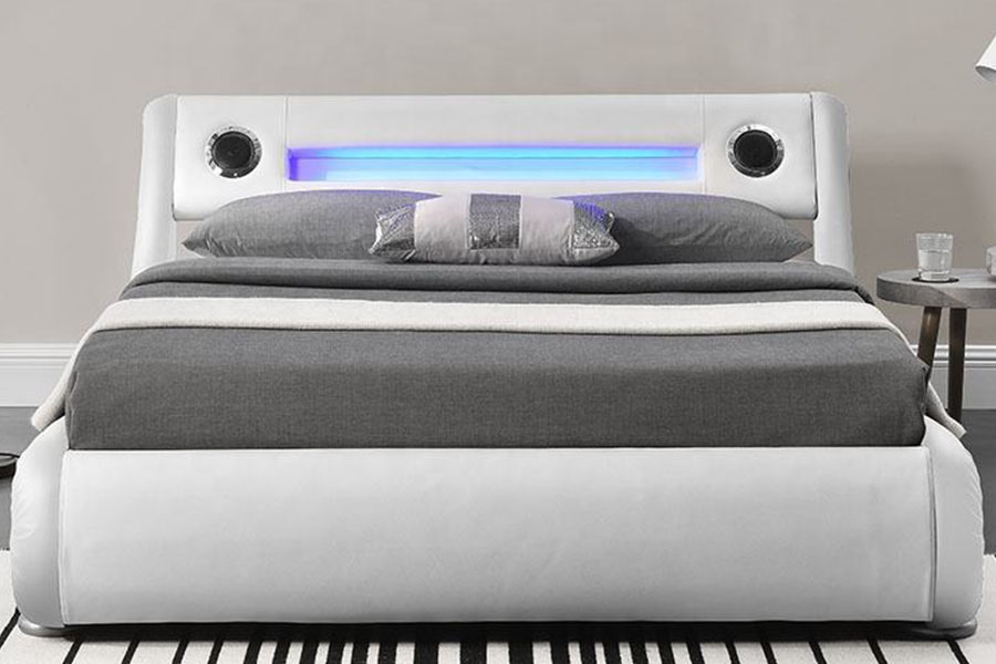 1324-1GS Prachtige LED-luidspreker, lederen gasveer, gestoffeerd bedframe met opbergruimte