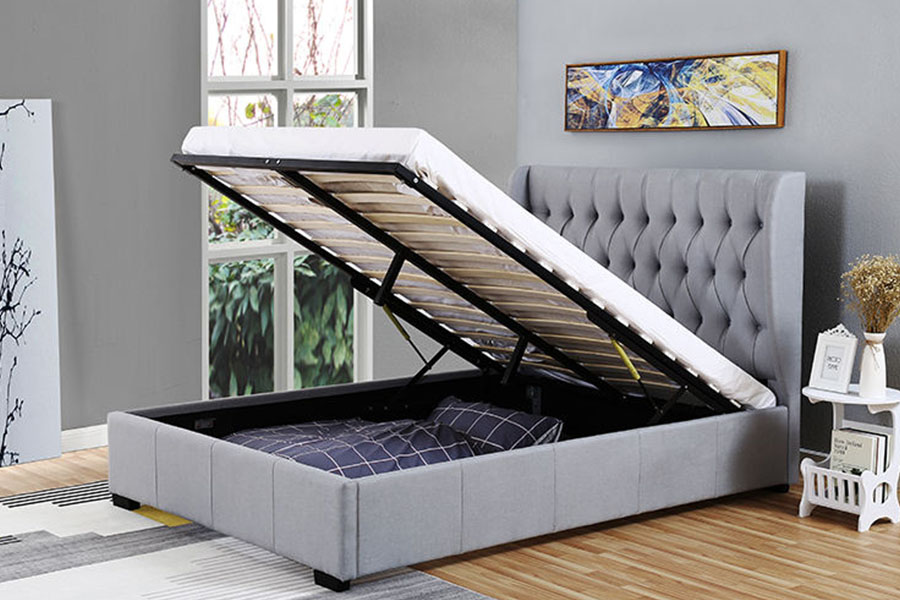 1310G Bedframe met opbergruimte met hoog hoofdbord en grijze stof met knoopdetail