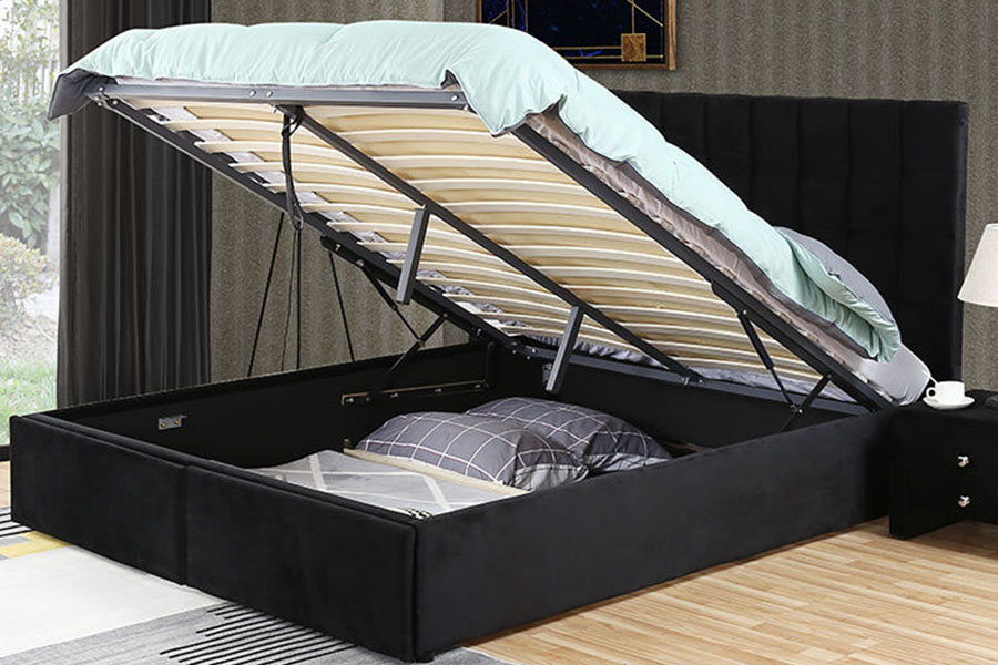 1344DG Kingsize lederen bedframe met gasliftlade en opbergruimte met getufte knopen